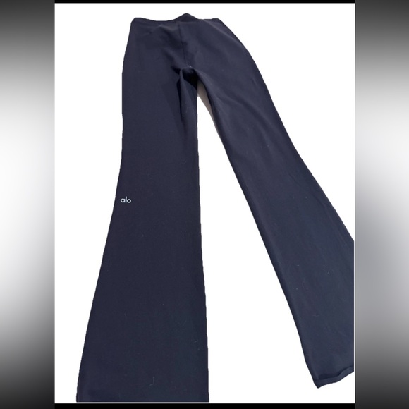 Alo Yoga Waist Cinching Black Flared Leggings Size Medium - Picture 8 of 9